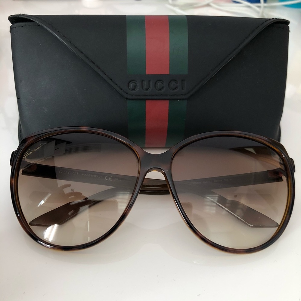 Gucci Round Sunglasses